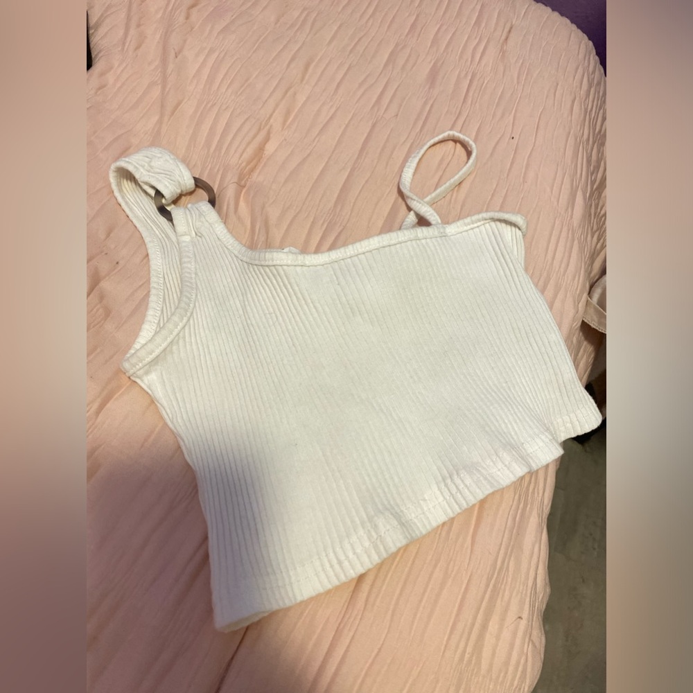 White crop top